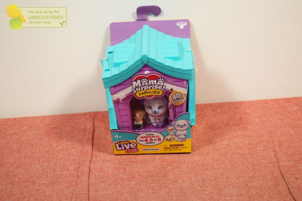 Little Live Pets Mama House Surprise Families S2 Playset Pug Family